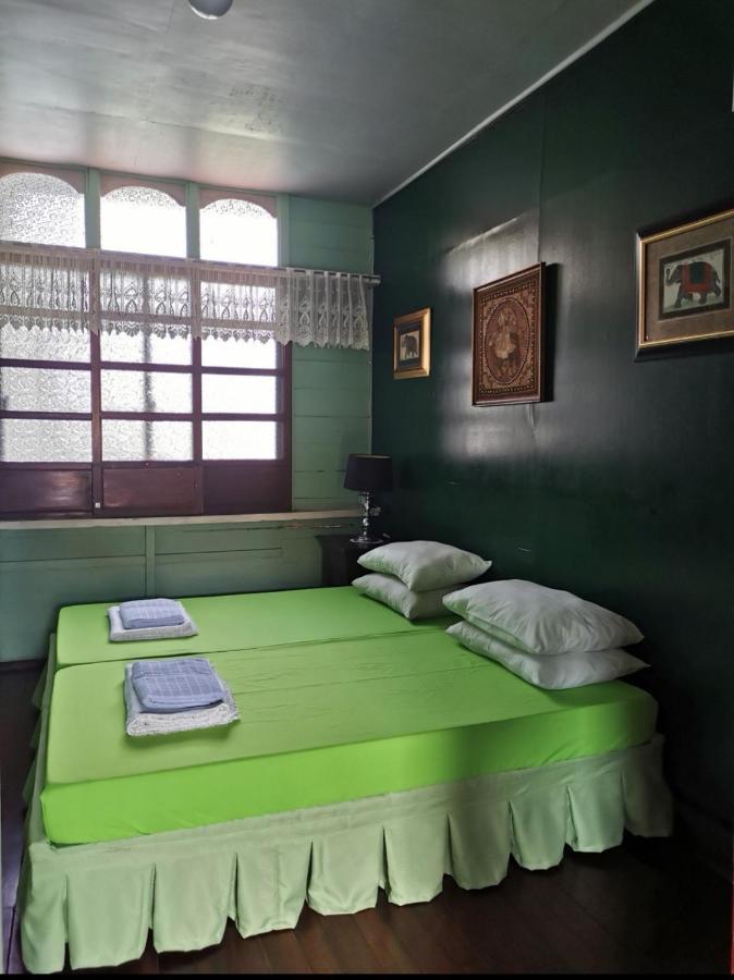 Taal Casa Conchita Bed & Breakfast מראה חיצוני תמונה